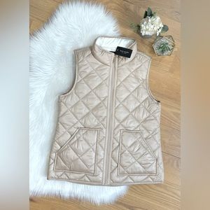 KATE SPADE Women’s New York Quilted Puffer Vest Toasted Peanut Tan Gold